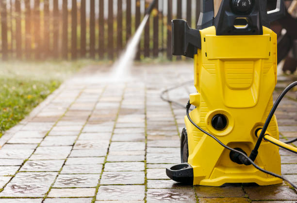 Best Animal Enclosure Cleaning  in Palm Desert, CA